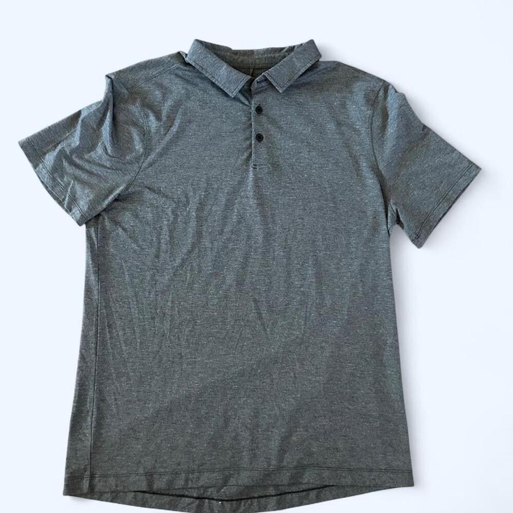 Men’s Lululemon athletic Gray heather golf polo shirt with a relaxed fit